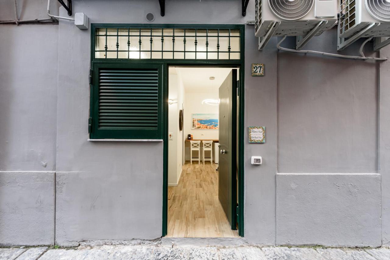 Apartment Il Cuore Di Napoli. Little Sweet Home. Naples